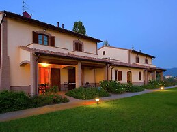 Villa in Cannara With Assisi Views