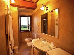 Villa in Cannara With Assisi Views