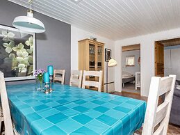 8 Person Holiday Home in Hojslev