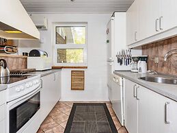 8 Person Holiday Home in Hojslev