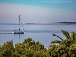 Coastal Bliss in Mandre