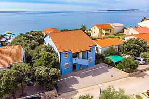 Coastal Bliss in Mandre