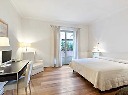 Garden & Wine Country Stay