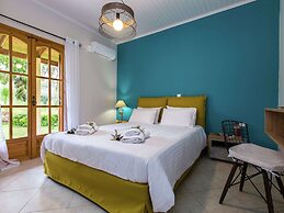 Villa in Adele With Pool & Olive Grove Views