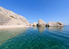Seaside Bliss in Mandre