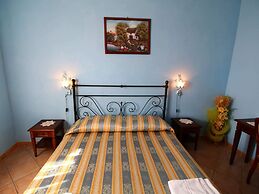 Farmhouse in Casperia With Pool & Scenic Views