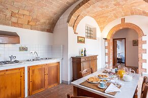 Tuscan Cottage With 2 Pools