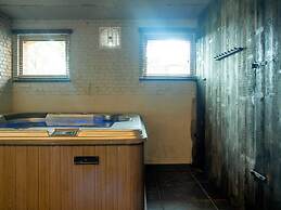 Holiday Home in Moorslede With Pool and Jacuzzi