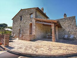 Holiday Home in Assisi Near Monte Subasio