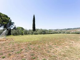 Poolside Leisure in Empoli Hideaway