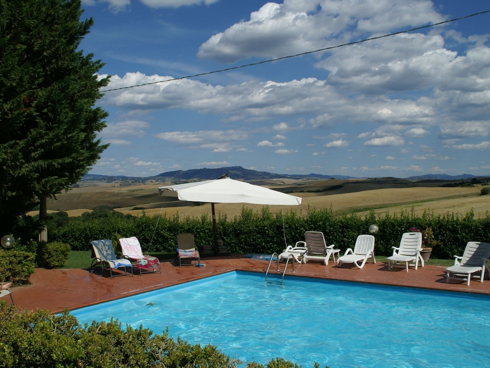 Holiday Home in Orciatico With Pool & BBQ