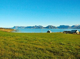 8 Person Holiday Home in Fjørtoft