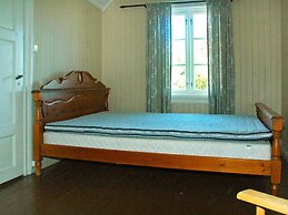 8 Person Holiday Home in Fjørtoft