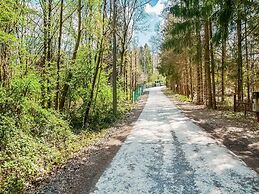 Idyllic Chalet in Biron with 2 Hot Tubs & Sauna