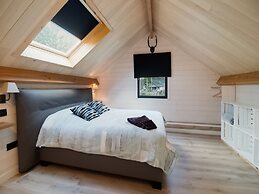 Idyllic Chalet in Biron with 2 Hot Tubs & Sauna