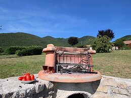 Farmhouse in Casperia With Pool & Scenic Views
