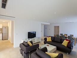 Villa in Novigrad With Pool & Rooftop Terrace
