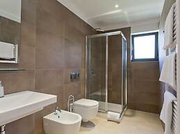 Villa in Novigrad With Pool & Rooftop Terrace