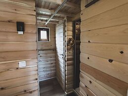 Romantic Woodland Chalet