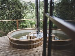 Romantic Woodland Chalet
