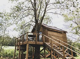 Romantic Woodland Chalet
