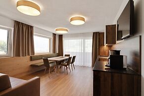 Attractive Flat With Beautiful Views