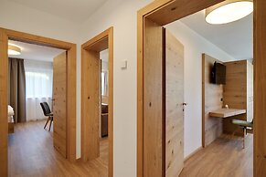 Attractive Flat With Beautiful Views