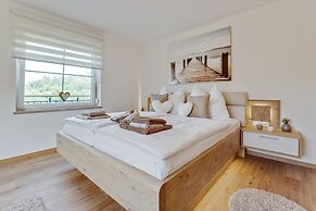 Holiday Home Near Lake