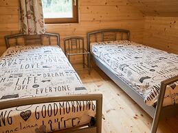 Secluded Chalet in Rogery