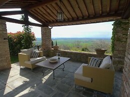 Country Charm Near Cortona
