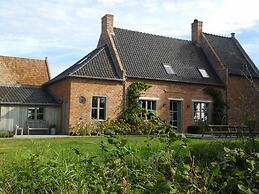 Diksmuide Mansion With Games