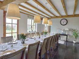 Diksmuide Mansion With Games