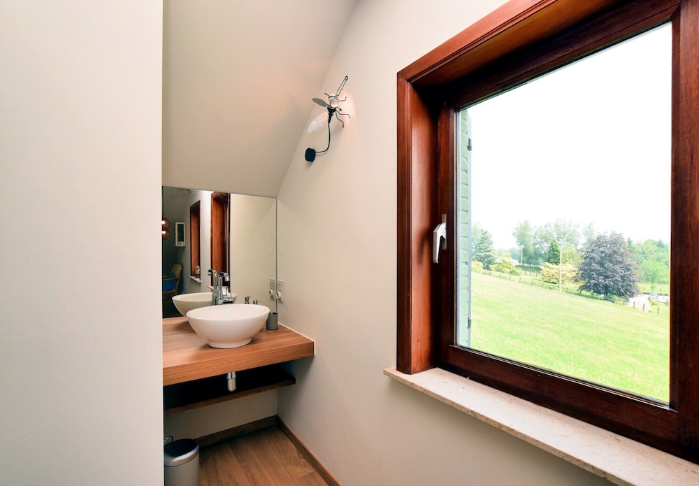 Modern Holiday Home in Flobecq With Garden
