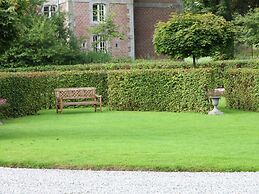 Elegant Castle Stay, Havelange