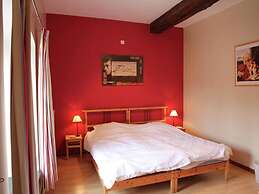 Elegant Castle Stay, Havelange