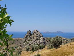 Villa in Agia Galini With Pool Views