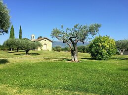Villa with Private Pool on an Estate near Assisi