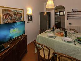 Villa in Siena With Pool and Tuscan Views