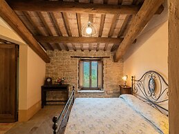 Elegant Stone House w/ Pool