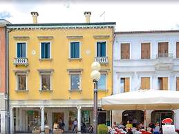 Unique Apartment in Venice near Befed Brew Pub