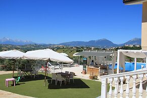 Mansion in Case Alte With Pool & Nature Trails