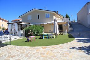 Mansion in Case Alte With Pool & Nature Trails
