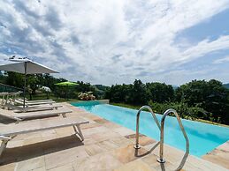 Tranquil Farmhouse in Sestino