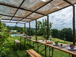 Tranquil Farmhouse in Sestino