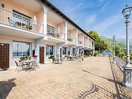 Apartment in Oggebbio With Sea View Terrace