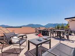 Apartment in Oggebbio With Sea View Terrace