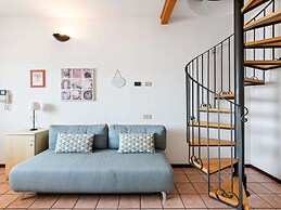 Apartment in Oggebbio With Sea View Terrace
