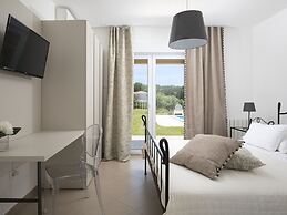 Villa in Sorici With Private Pool