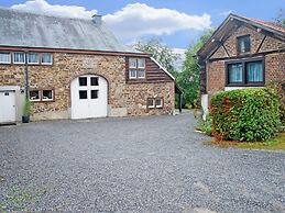 Group Cottage in Jalhay, Spa