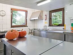 Group Cottage in Jalhay, Spa
